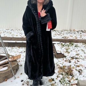 NEW Excelled collection hooded Vegan Fur Coat long winter coat outerwear